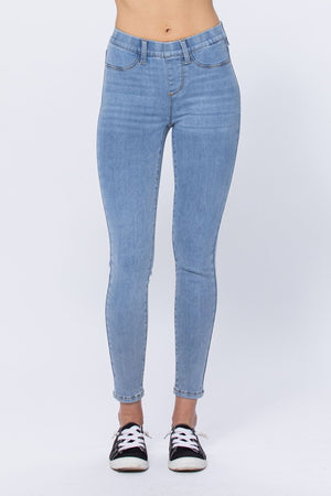 Judy Blue Curvy Jegging